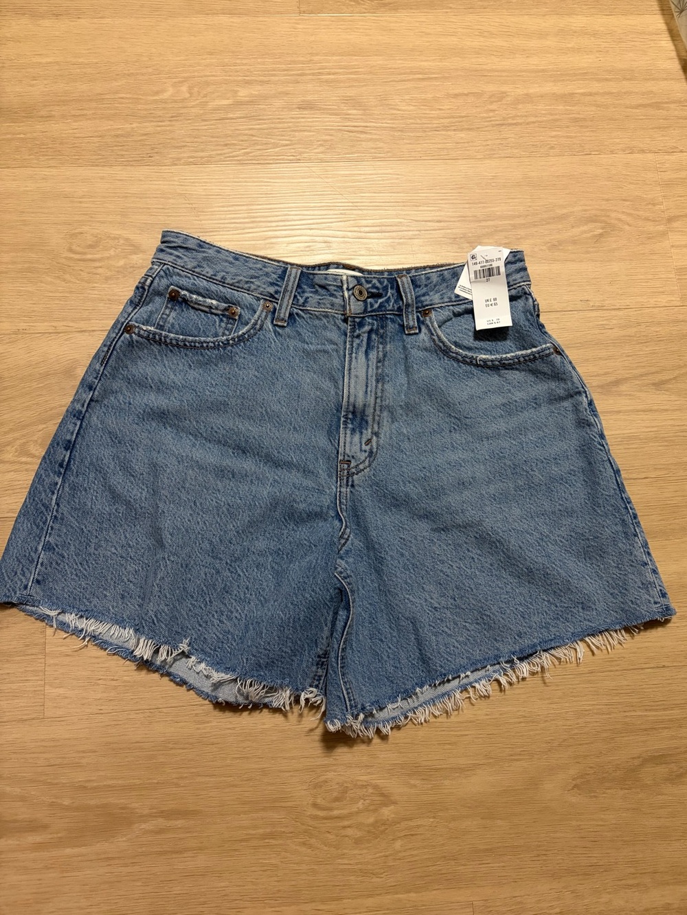 NWT Abercrombie & Fitch Curve Love The Loose Short High Rise Size 27